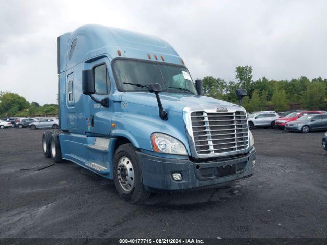  Salvage Freightliner Cascadia 125