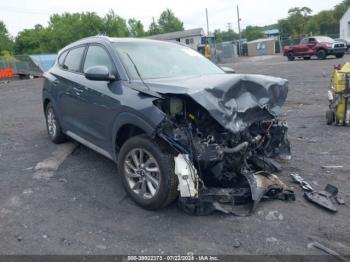  Salvage Hyundai TUCSON