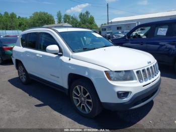  Salvage Jeep Compass