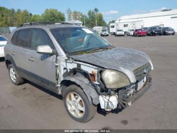  Salvage Hyundai TUCSON