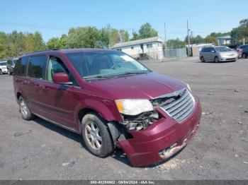  Salvage Chrysler Town & Country