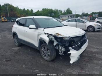  Salvage Kia Seltos