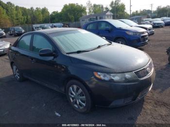  Salvage Kia Forte