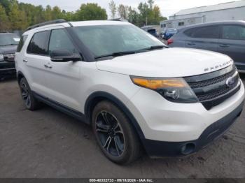  Salvage Ford Explorer