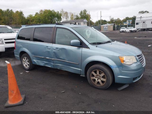  Salvage Chrysler Town & Country