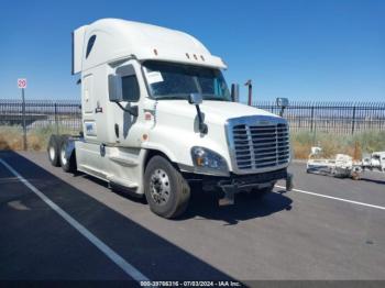  Salvage Freightliner Cascadia 125