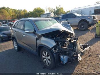  Salvage Kia Sorento