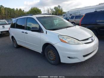  Salvage Toyota Sienna