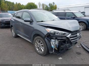  Salvage Hyundai TUCSON