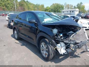  Salvage Hyundai TUCSON