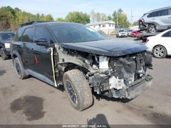  Salvage Nissan Pathfinder