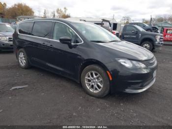  Salvage Chrysler Voyager