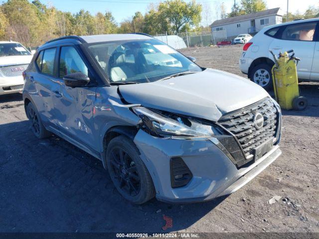  Salvage Nissan Kicks