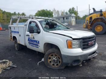  Salvage GMC Sierra 3500