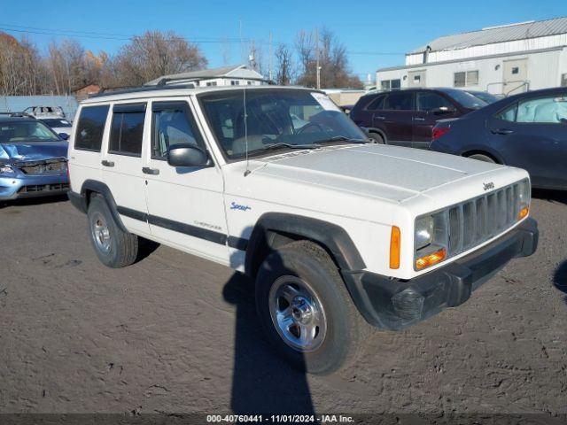  Salvage Jeep Cherokee