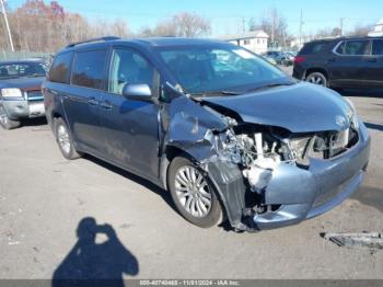  Salvage Toyota Sienna