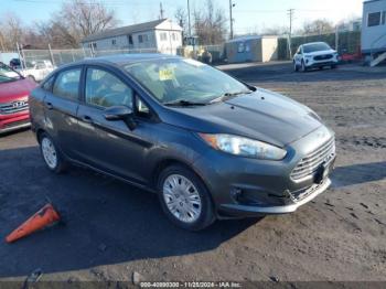  Salvage Ford Fiesta