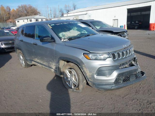  Salvage Jeep Compass