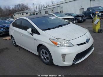  Salvage Toyota Prius