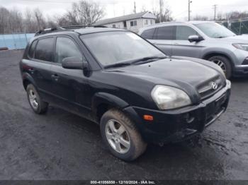  Salvage Hyundai TUCSON