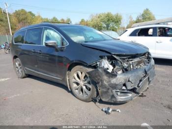  Salvage Chrysler Pacifica