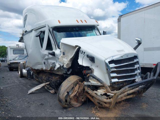  Salvage Freightliner New Cascadia 126