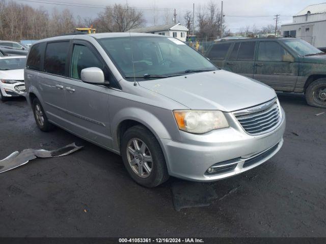  Salvage Chrysler Town & Country