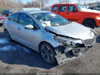  Salvage Kia Forte