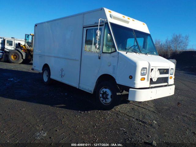  Salvage Freightliner Chassis