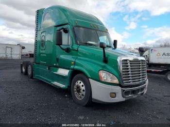  Salvage Freightliner Cascadia 125