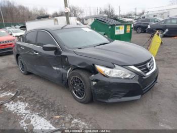  Salvage Nissan Altima