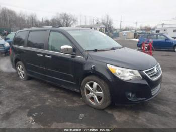  Salvage Volkswagen Routan