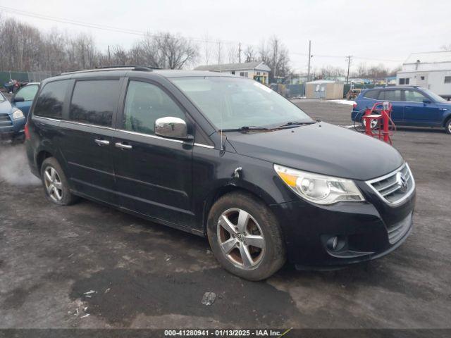  Salvage Volkswagen Routan