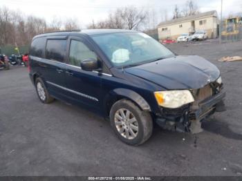  Salvage Chrysler Town & Country