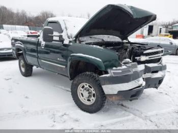  Salvage Chevrolet Silverado 2500