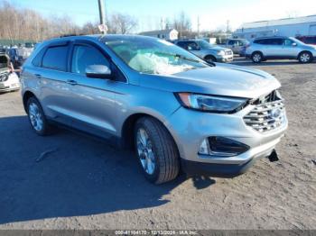  Salvage Ford Edge