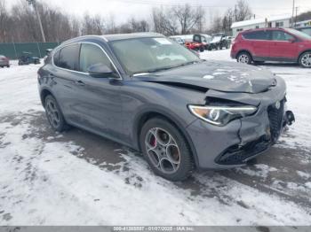  Salvage Alfa Romeo Stelvio