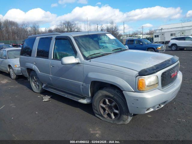  Salvage GMC Yukon