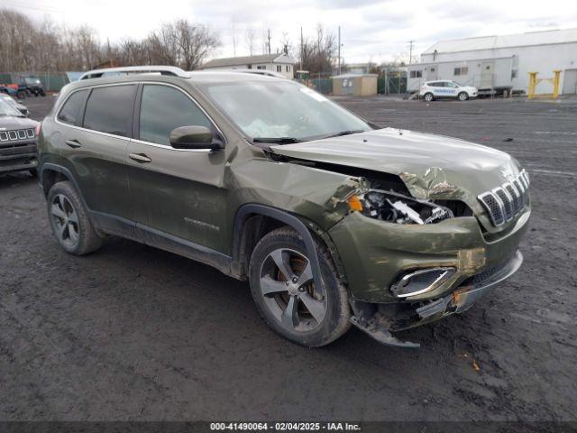  Salvage Jeep Cherokee