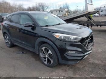  Salvage Hyundai TUCSON