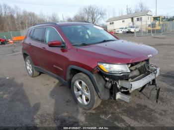  Salvage Jeep Compass