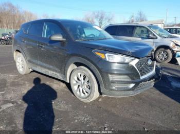  Salvage Hyundai TUCSON