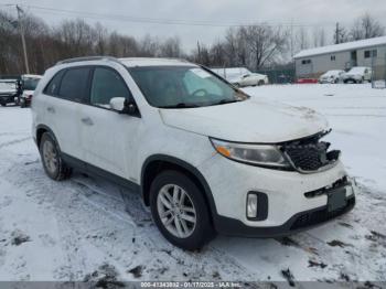  Salvage Kia Sorento