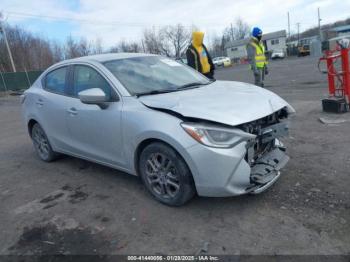  Salvage Toyota Yaris