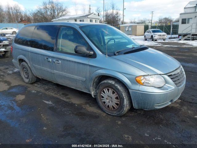  Salvage Chrysler Town & Country