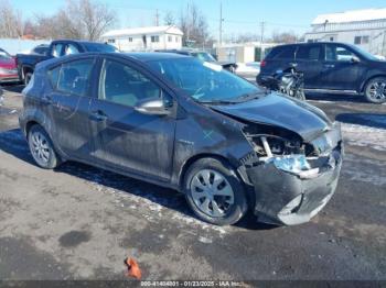  Salvage Toyota Prius c