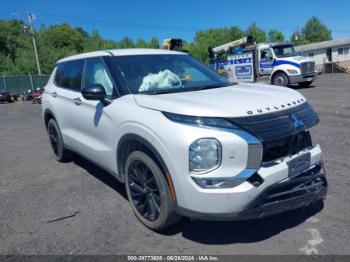  Salvage Mitsubishi Outlander