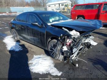  Salvage Lexus Es