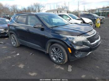  Salvage Kia Seltos