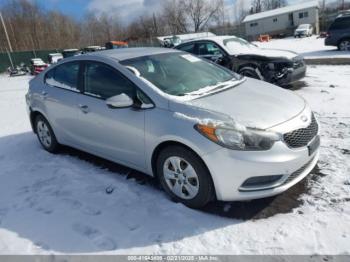  Salvage Kia Forte